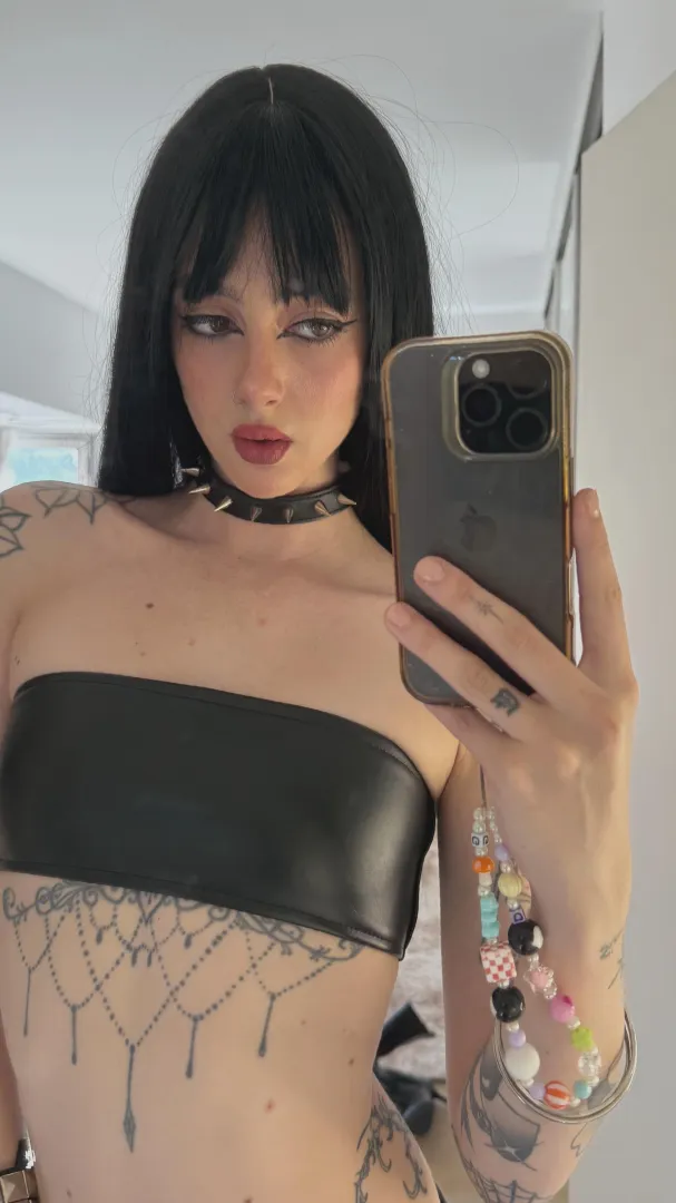 Can’t host but kinda buzzed + looking for some fun tonight/tmrw msg me on lg: lunarumes`19f4m posted by moderntechguy