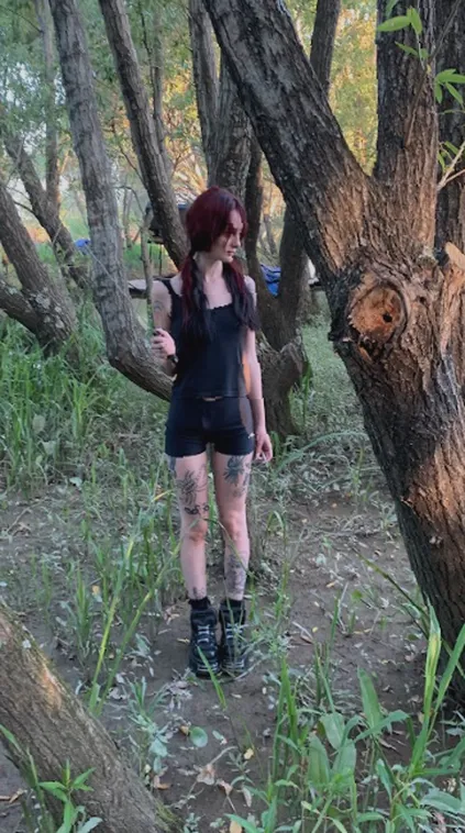 Can’t host unfortunately, but I’m a little buzzed and down for fun send on Tẹlgam: .`lunapetaline,. posted by HowmlahndSecurty