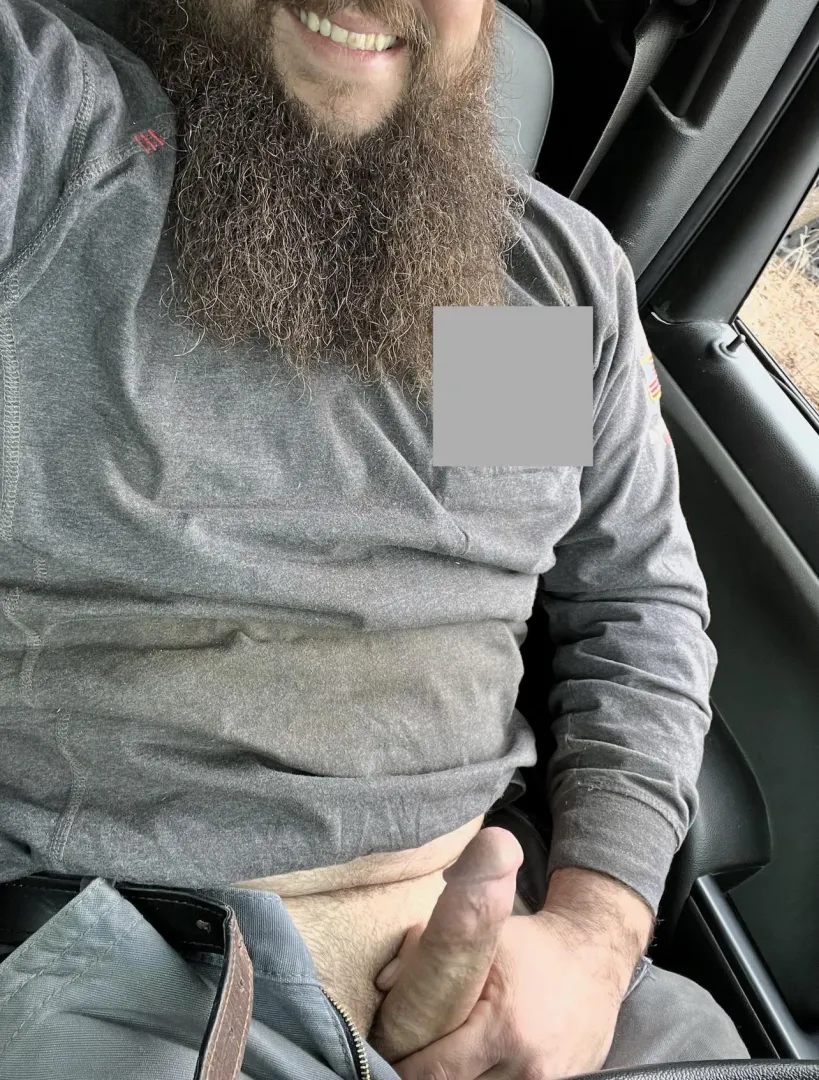 Can’t seem to get motivated today posted by bluecollartreeguy19