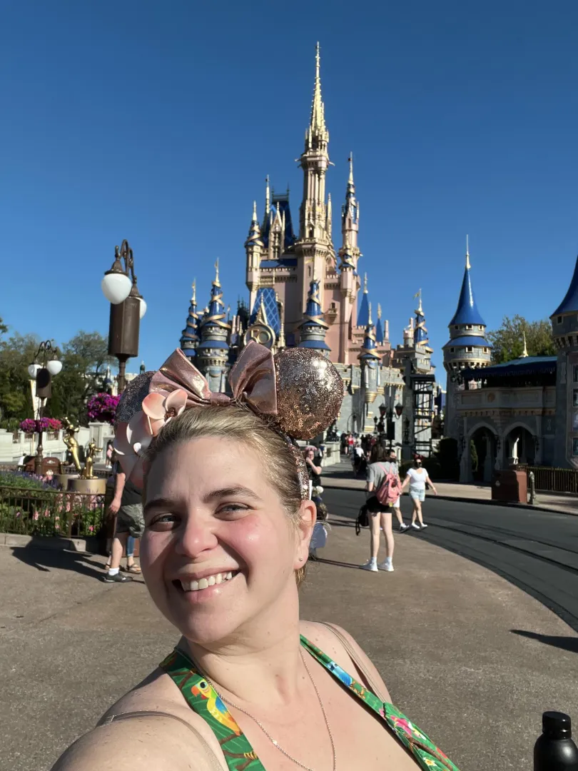 Can’t wait to be at Disneyland in a month or so posted by ladyamanda684