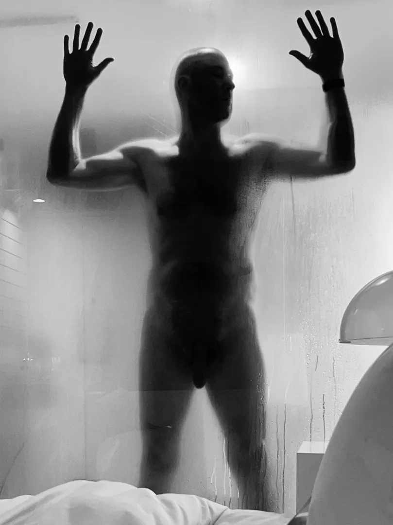 captive posted by mufasjg