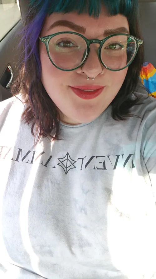 Car selfie by conwaytiddyz