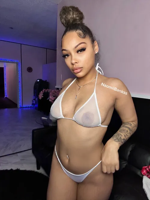 Caramel skin ! Cum and get a taste by NaomiiBankss