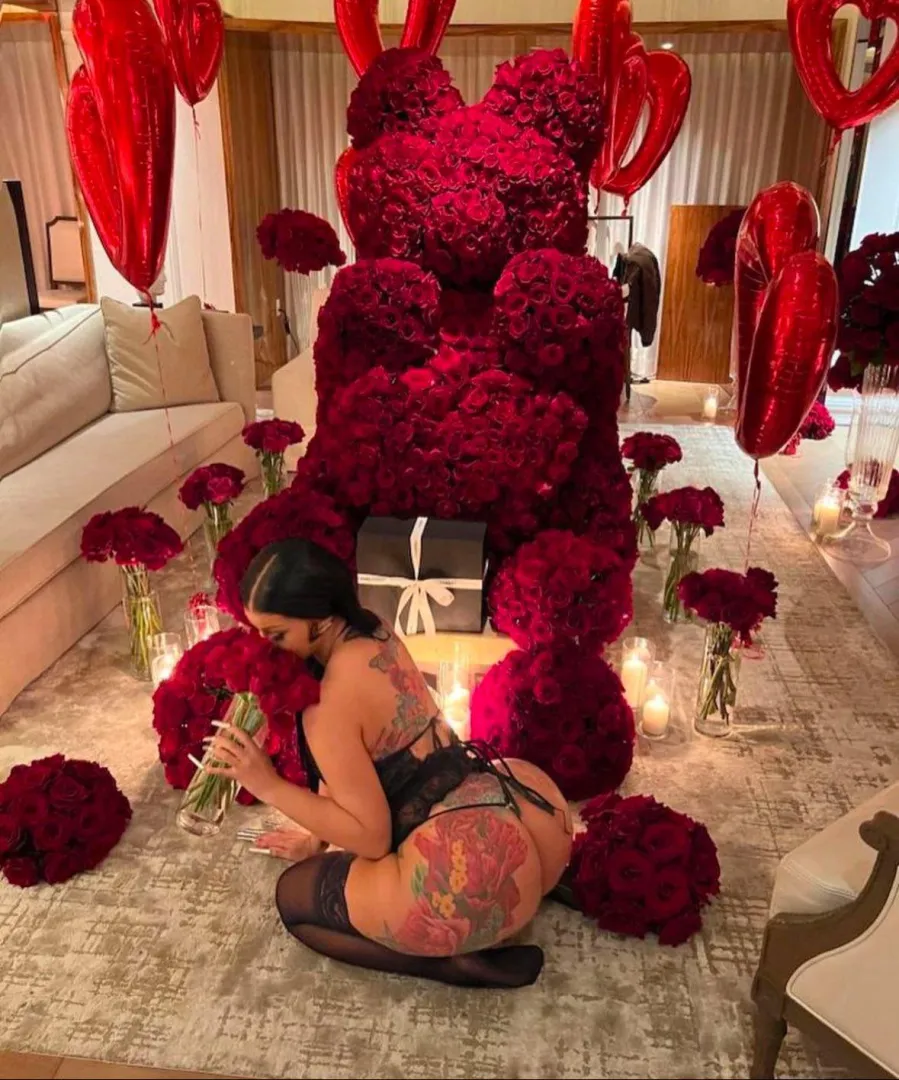 Cardi posted by ZealousidealFee5706