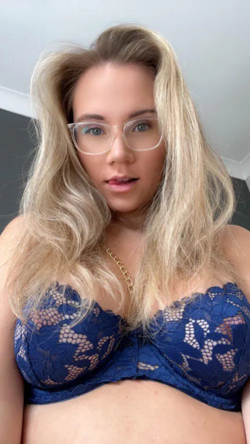 Casual charm in action  by pregnantjennyxo