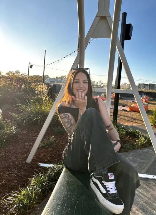 Caught looking like your type by Polkakitten