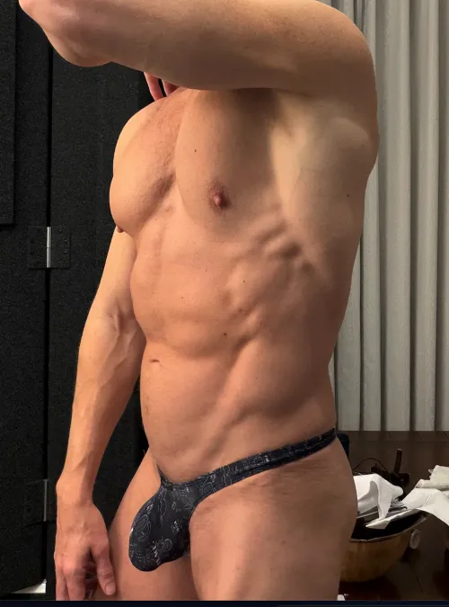 Caught some looks in this one today by GeekyMuscley