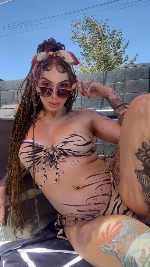 Caught you staring.. I don't mind by TheMedusaAttusa