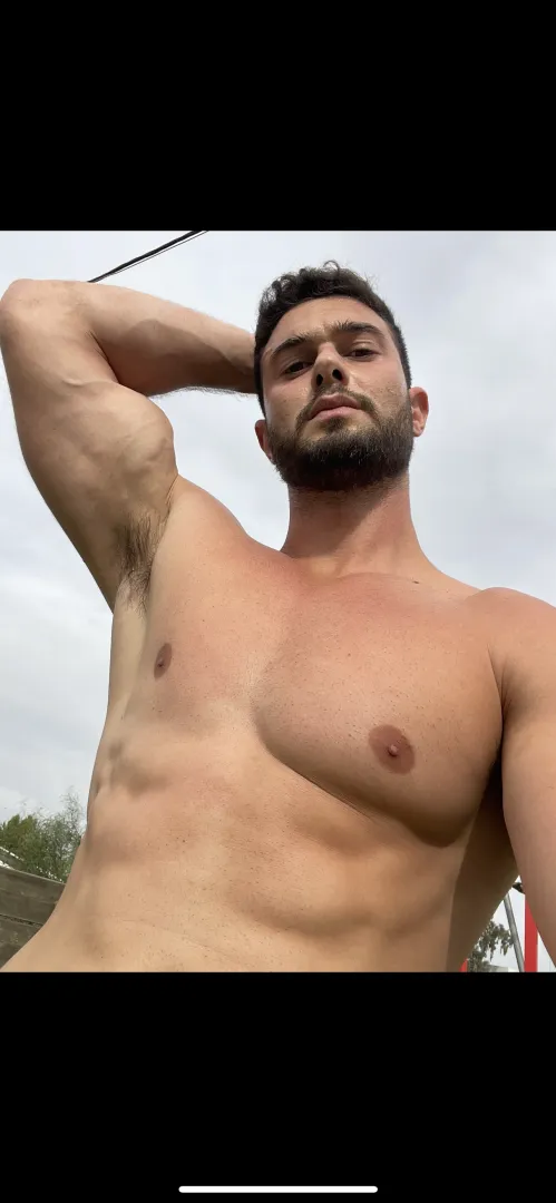 Caught your eyes again?  posted by masterapex6