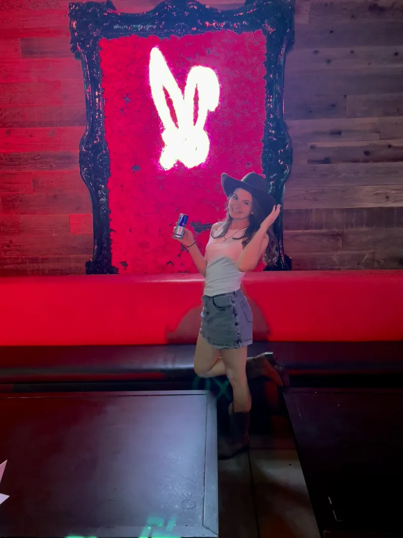 Celebrating my birthday month tonight posted by 2_getrailed