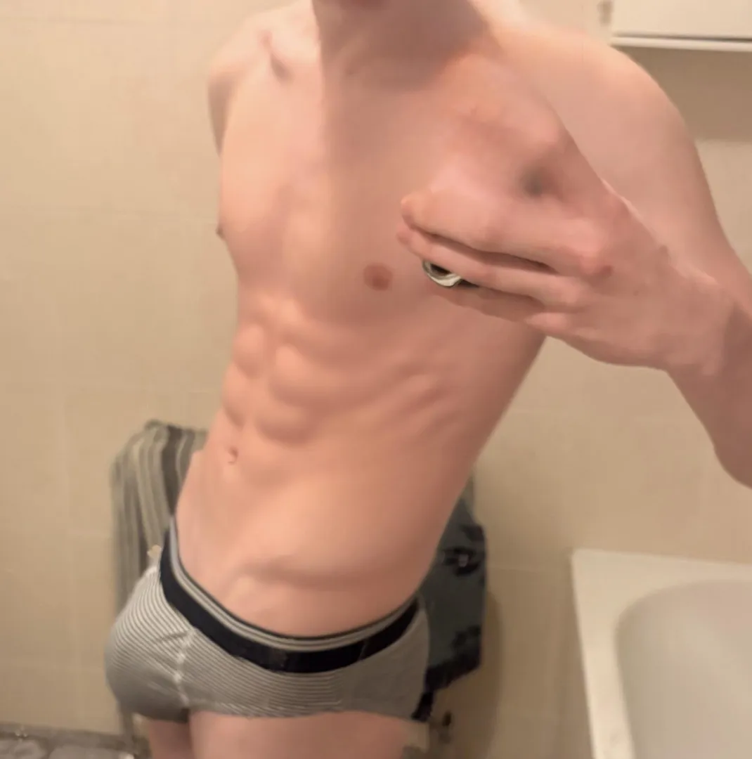 changed from boxers to briefs last week, don’t think i can go back posted by FerretConstant4116