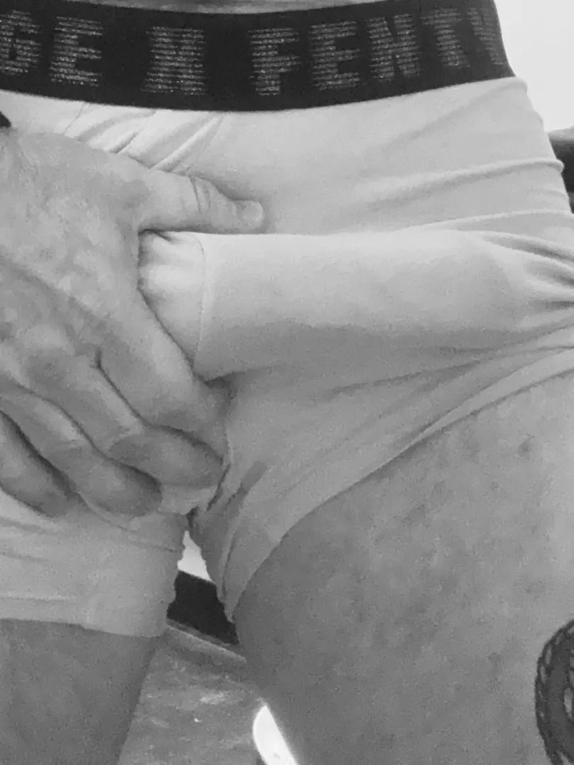 Charleston area nsa throat posted by Euphoric_Demand8783