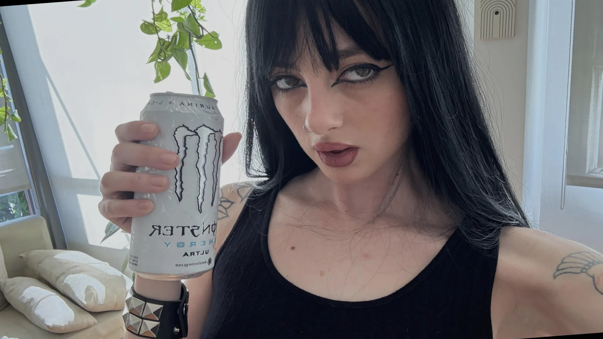 Charlotte, Local link-ups only, need a host faster replies on lg:.Iunaromes'. posted by kysCyte