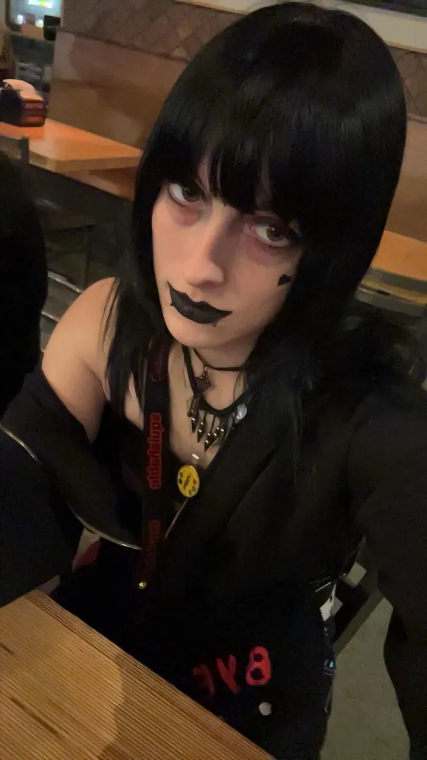 Check me out when Im on! :3 posted by Ninarays