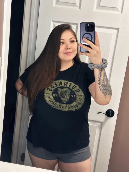 Cheeky smile knowing it’s the weekend by lovelycreamchrissie