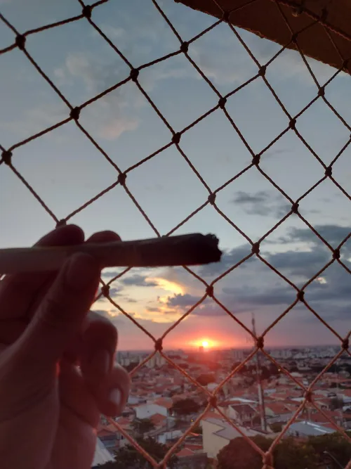 Chega natal mas não chega fim do mês by tchubarao20