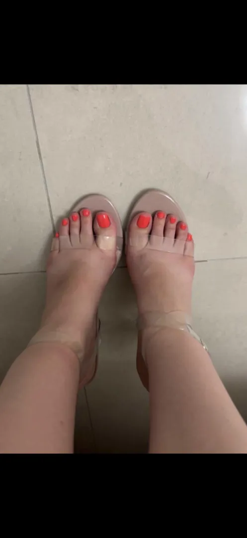 Cherche français/frontalier dispo ce week qui se déplace en Suisse pour une rencontre à 3… posted by Green-Ad-9182