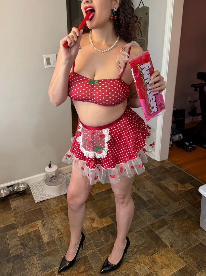 Cherry bomb  posted by BabygirlLuneStar