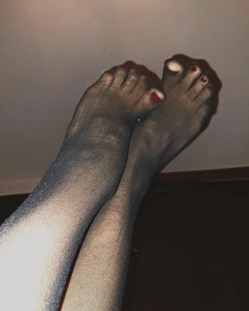 Cherry toes  by Ali052296