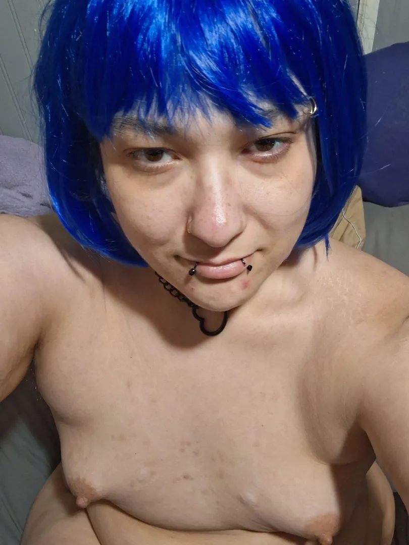 Chubby milf with little tits that loves making custlms and can be either dom or sub and loves to roleplay  posted by animequeen1993