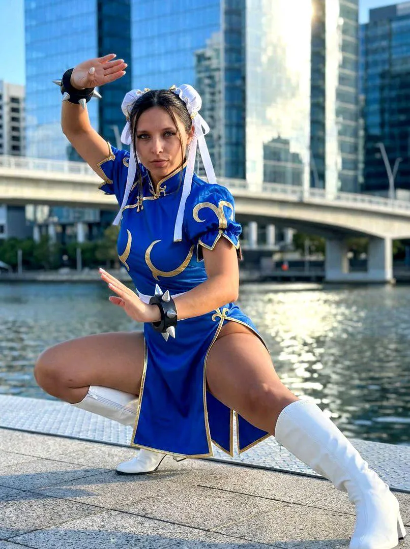 Chun-Li cosplay by (emily) posted by LuckyRibbon