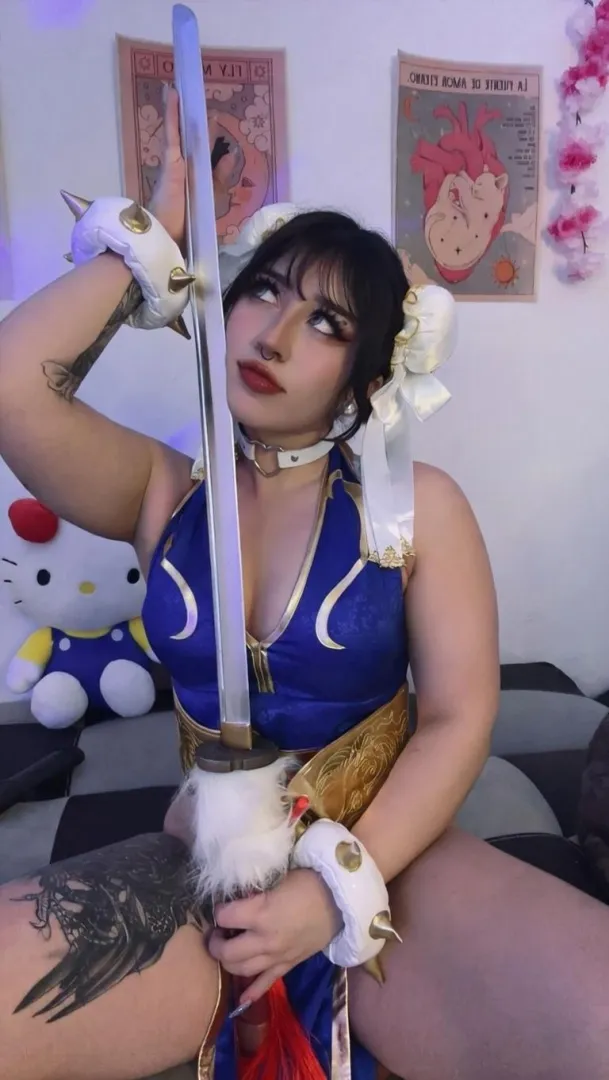 Chun-Li cosplay by me (Zarababyxx) posted by Zarababyxx