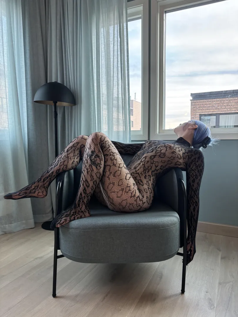 Classy bodystockings posted by BlueHairedNorwegian