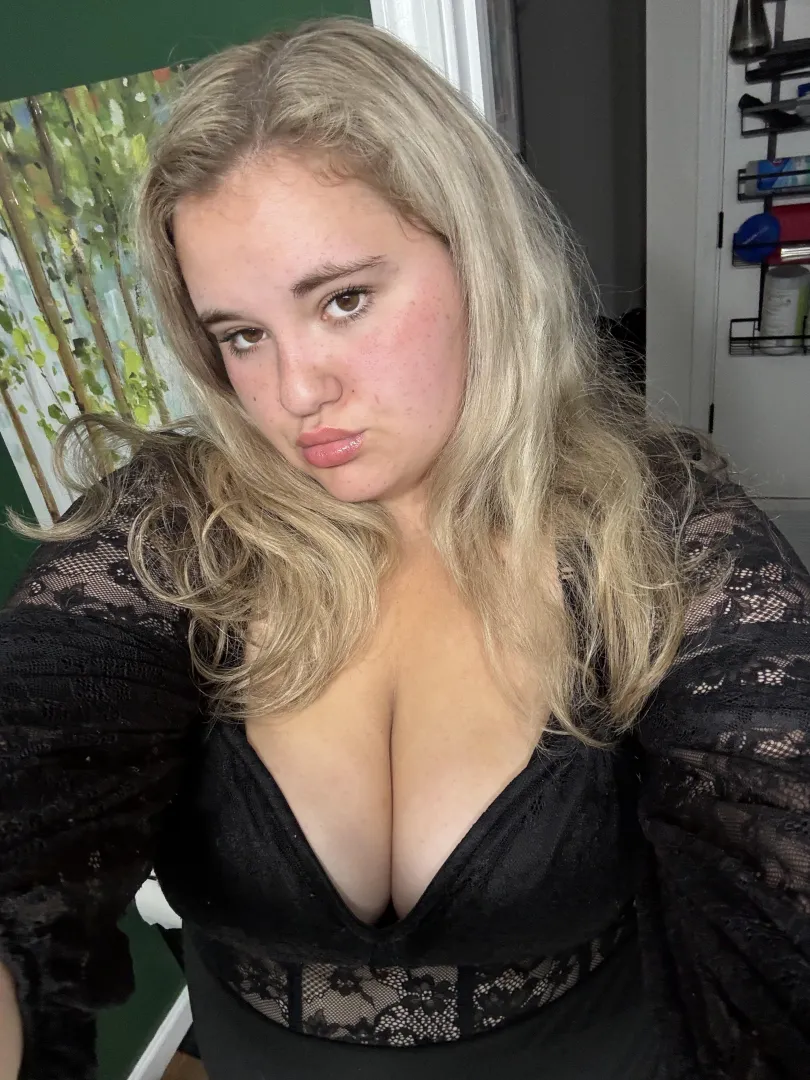 Classy dress posted by Bearalove