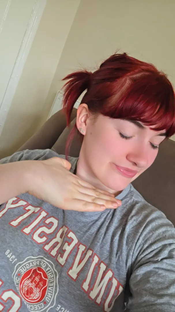 Clawclips and scrawny pony tails posted by Hair_gurl