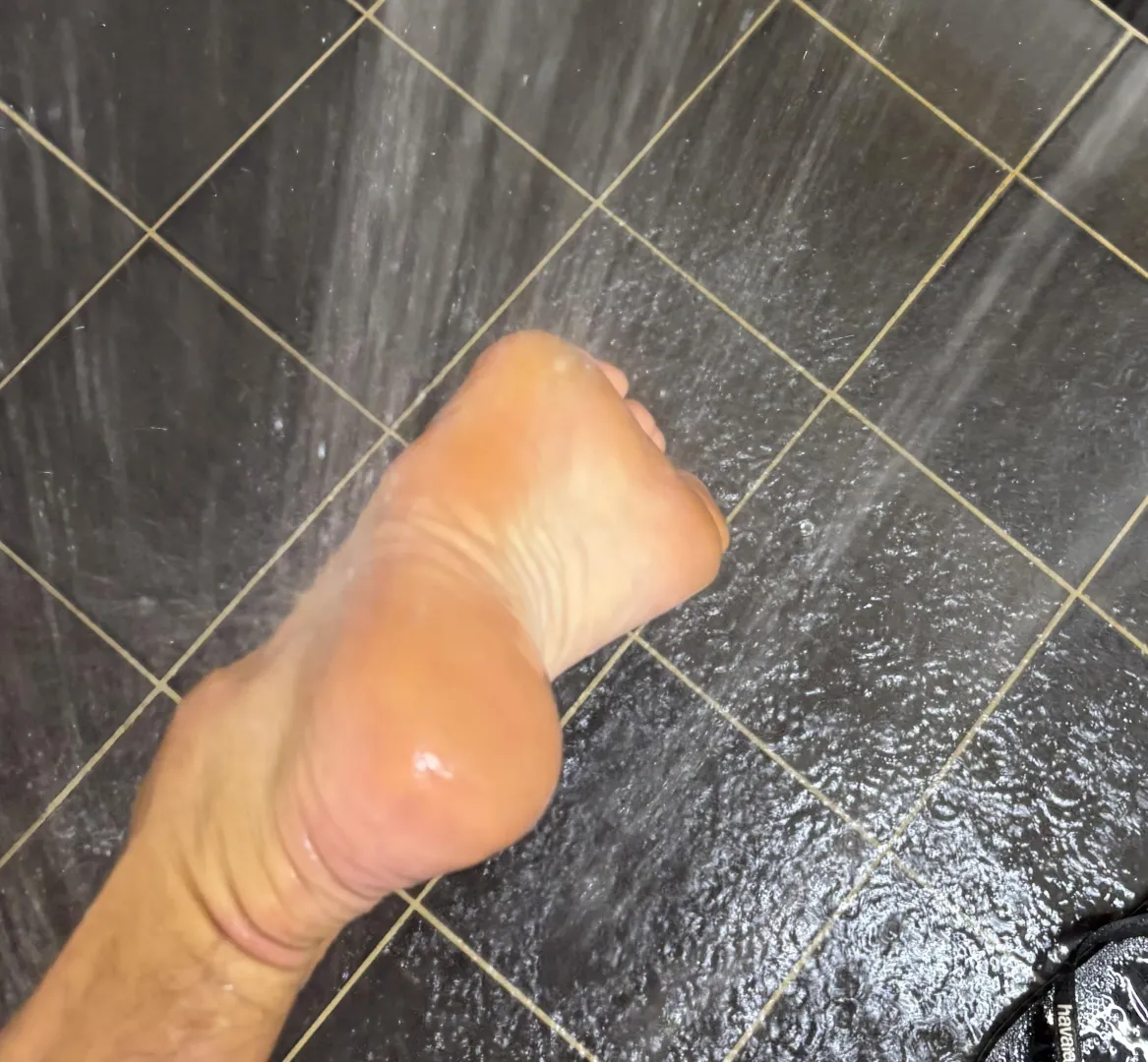 Clean or sweaty? posted by ironsole12