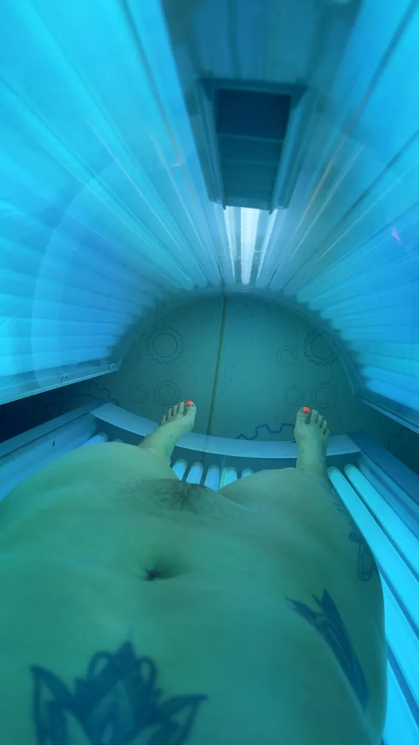 Clear for landing posted by genienlingerie