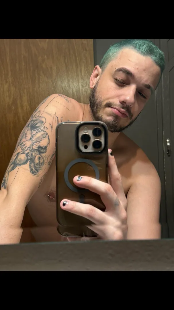 Clothing optional haircuts. posted by Familiar_Copy_2169