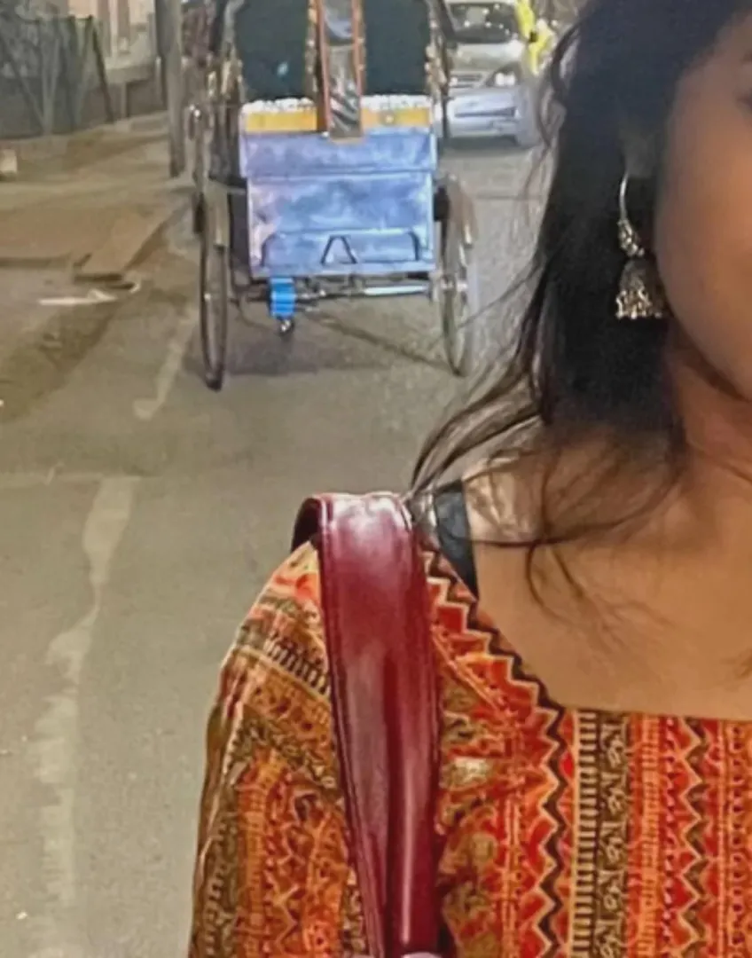 Collecting bra straps pictures posted by name_surnam