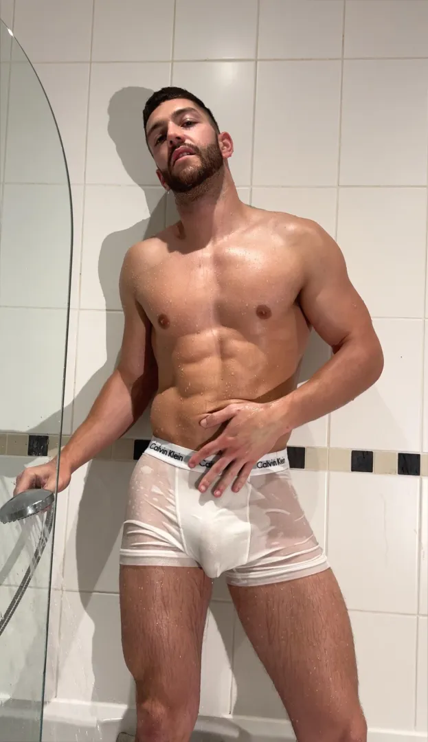 College Bathroom posted by ItsTheRealKendalRyan