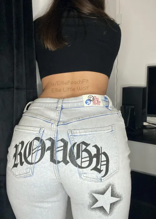 College butt update.. still growing somehow by ElliePeachFit