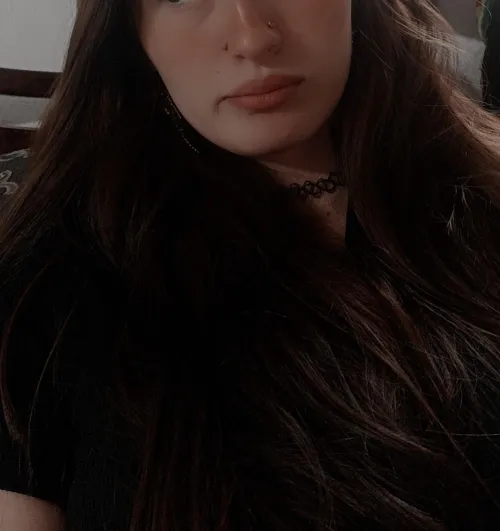 come and make use of my cute lips by hotsugargurl