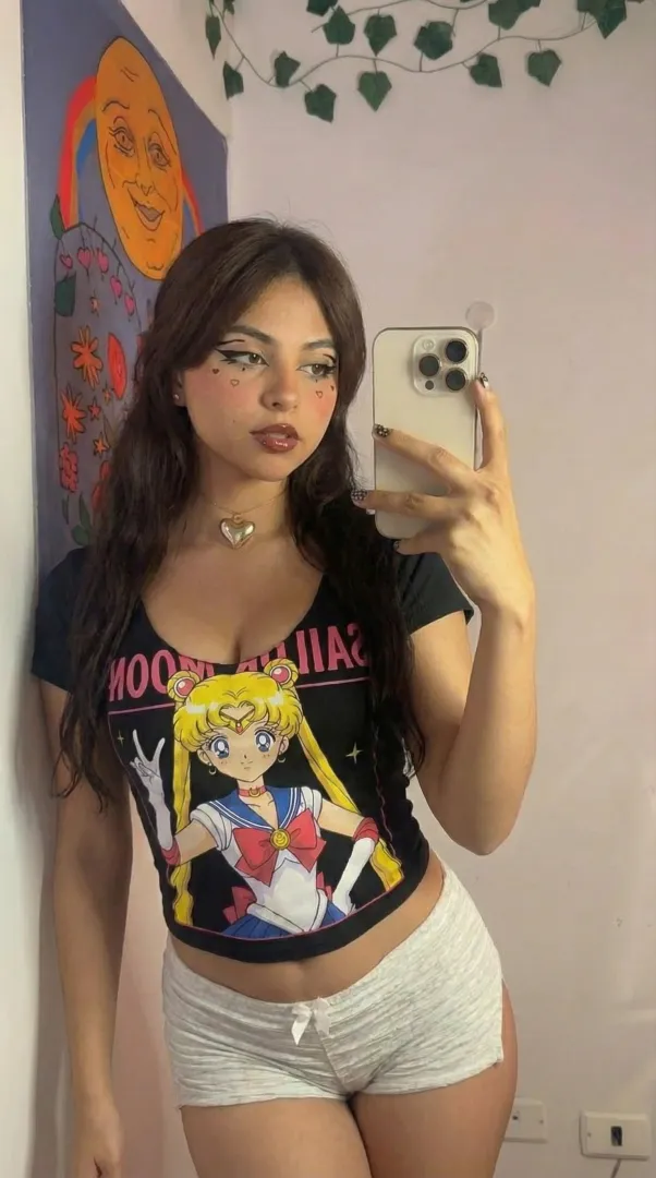 come and play with me, I'll make it worth it posted by PeachySparkleDreams