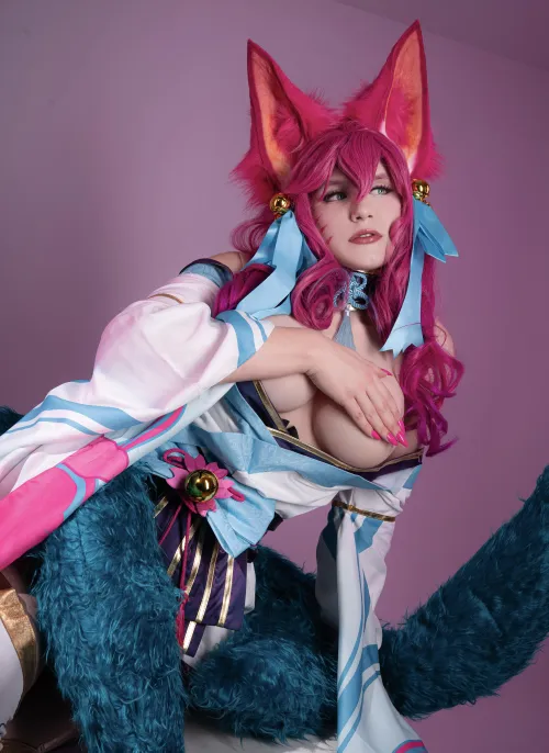 Come closer, Spirit Blossom Ahri Cosplay (ne0nixx) by ne0nixxxx