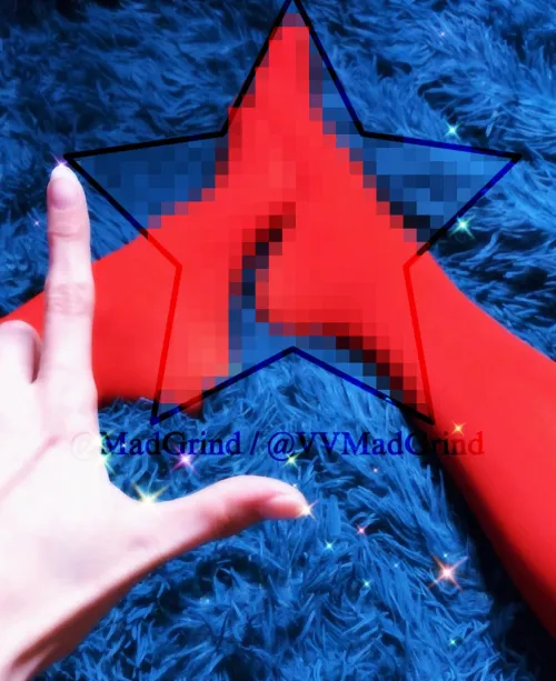 Come get your midday snack  by VVMadGrind