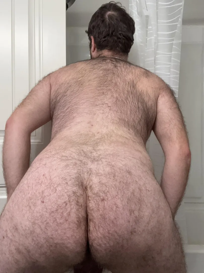 Come here and have your way with my ass  posted by hollyveryjolly