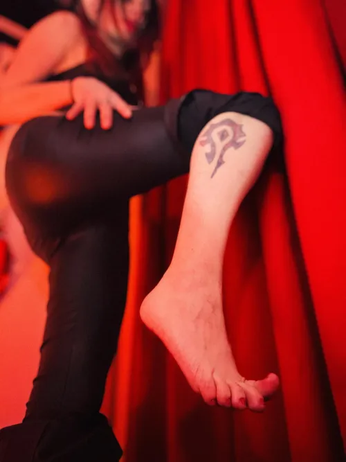 Come here and please your Goddess with a soft massage by Kitsune_goddess