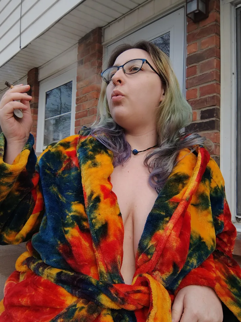 Come home, get mostly naked, and smoke posted by GothicGhostGirlie