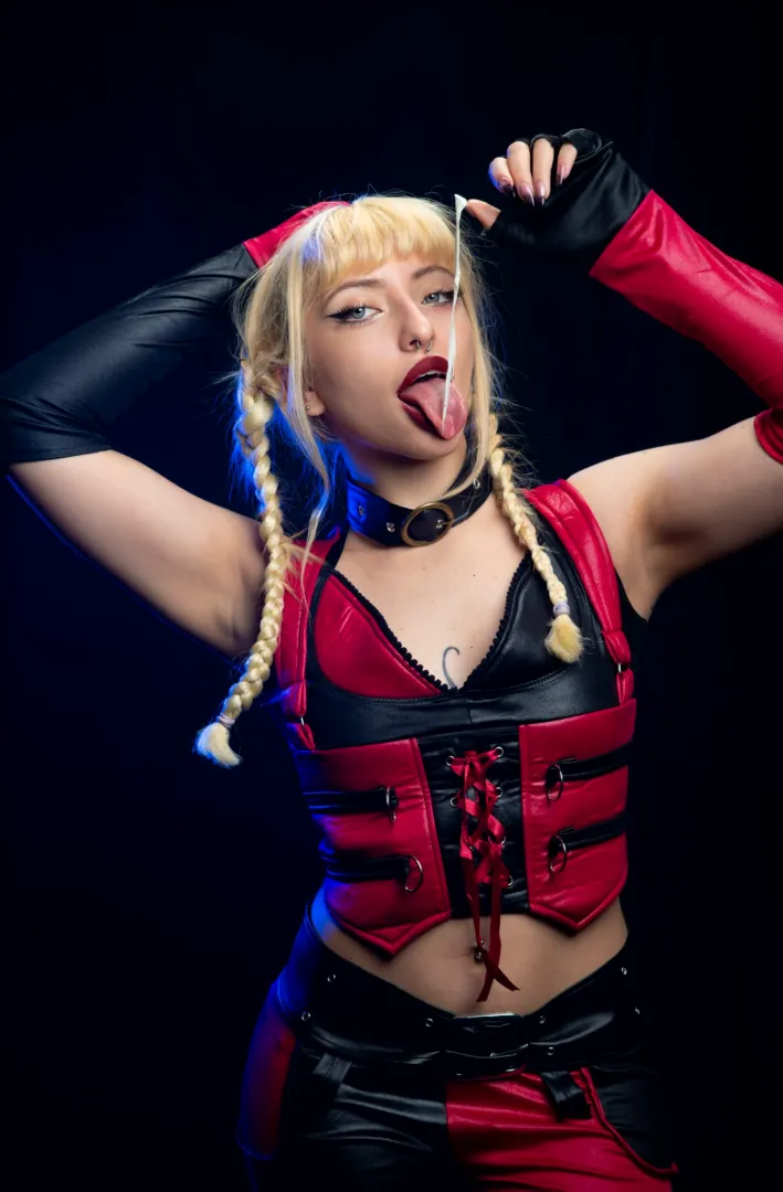 Come in and be my sweet dessert posted by effin6god