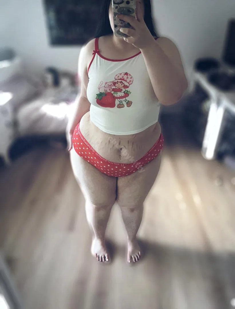 Come make me fatter~ posted by misschubbykitty