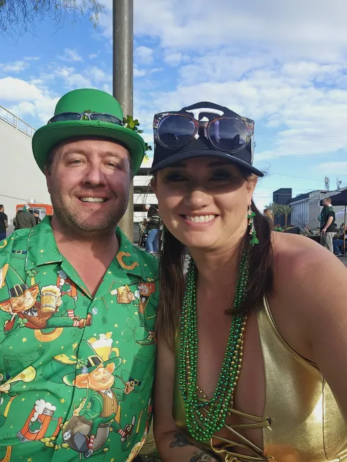 Come meet real couples instead of hoping they dont flake!!! Our monthly meet and greet is in west valley on Thursday the 19th. Couples only, dm for details by utah_caliente2