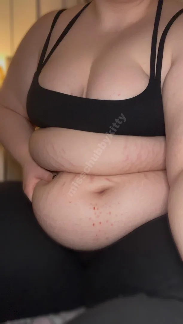 Come rub! posted by misschubbykitty