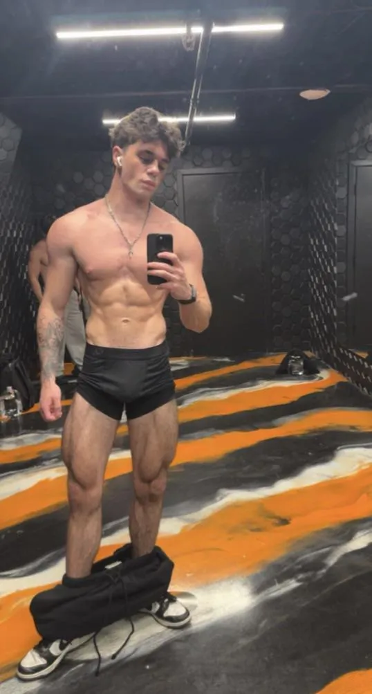 Come to daddy posted by PaleontologistMany85