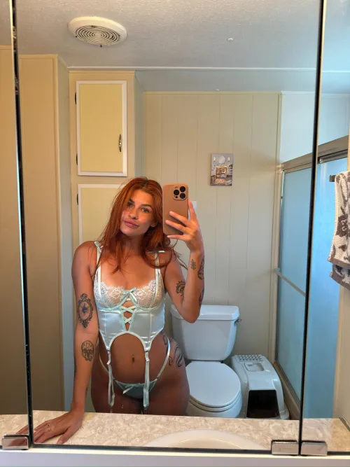 come visit me by Veronica_Blush_