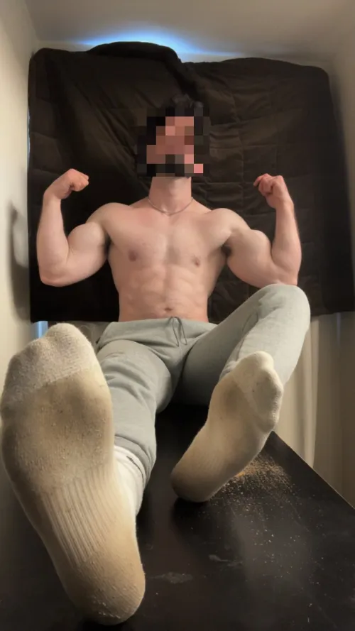 Come worship my biceps and Melt your brain for my stinky feet    by Ok-Vermicelli-8660