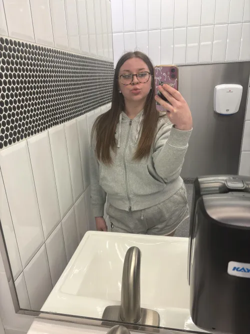 completely virgin hair, yes it’s real & yes it’s beautiful & soft  by chubbrat